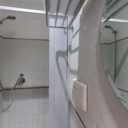 게스트하우스 River61 - 3*