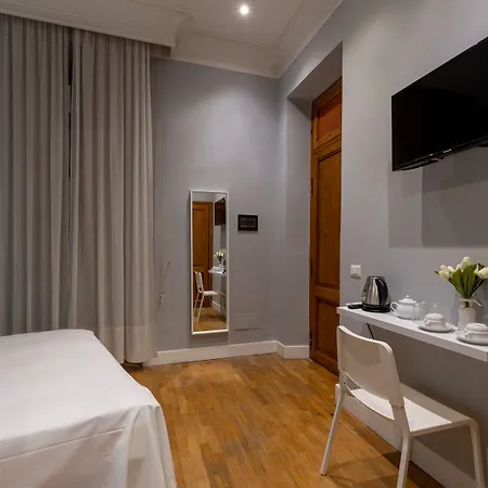 Konukevi River61 - Roma